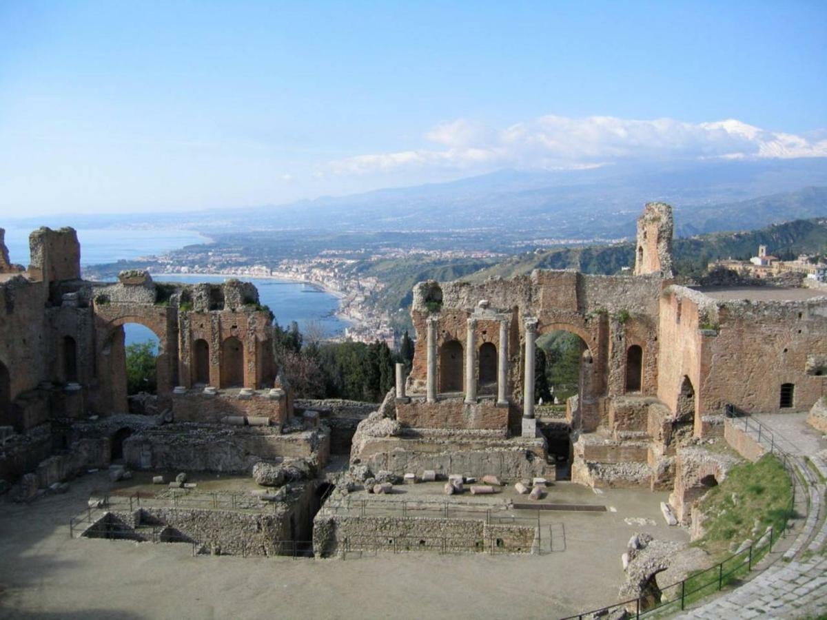 Appartamenti In Tour Trappitello Luaran gambar